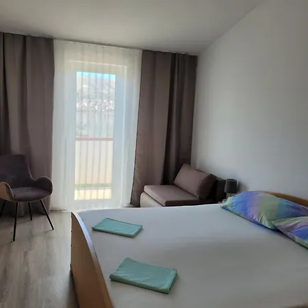 Apartmani Tonci Pag Pag Town Room photo