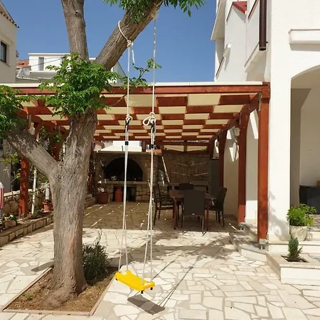 Apartmani Tonci Pag Pag Town Exterior photo