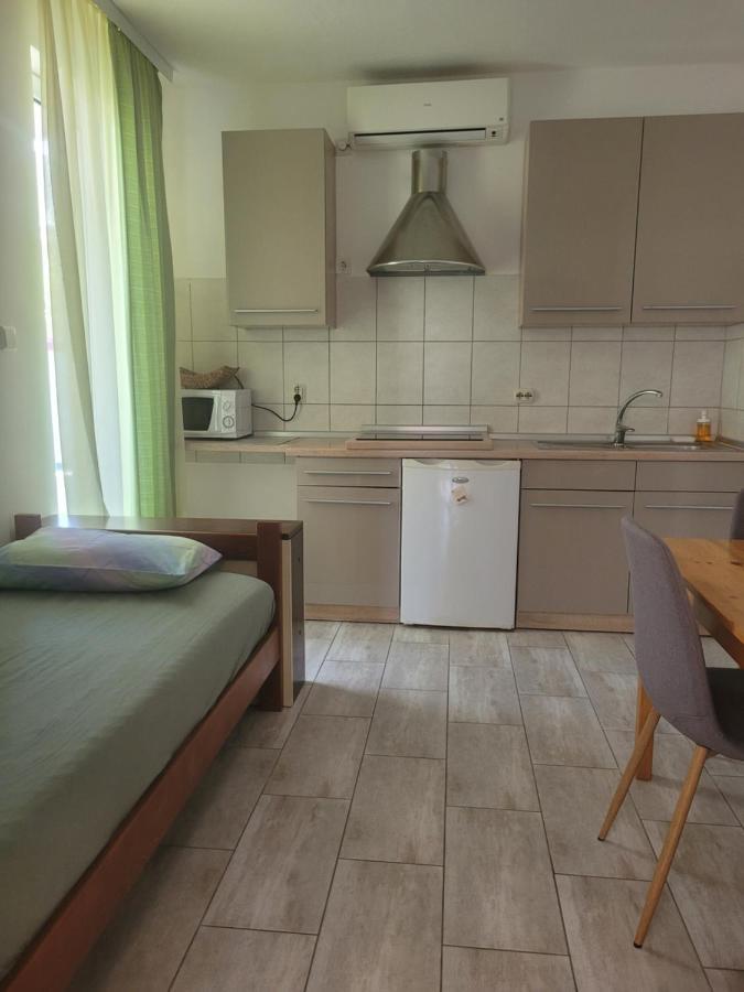 Tonci Pag Apartament