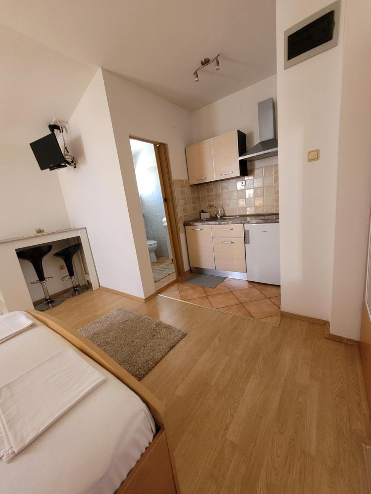 Apartament Tonci Pag Pag Town