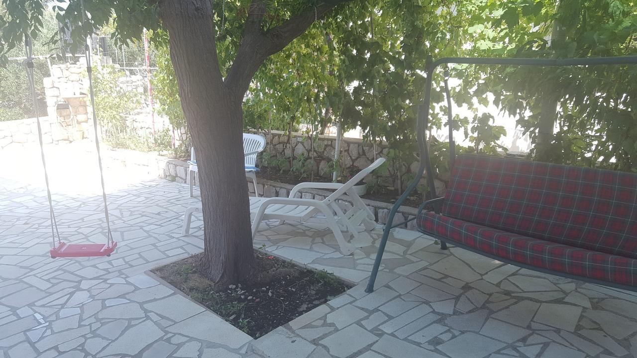 Apartment Tonci Pag